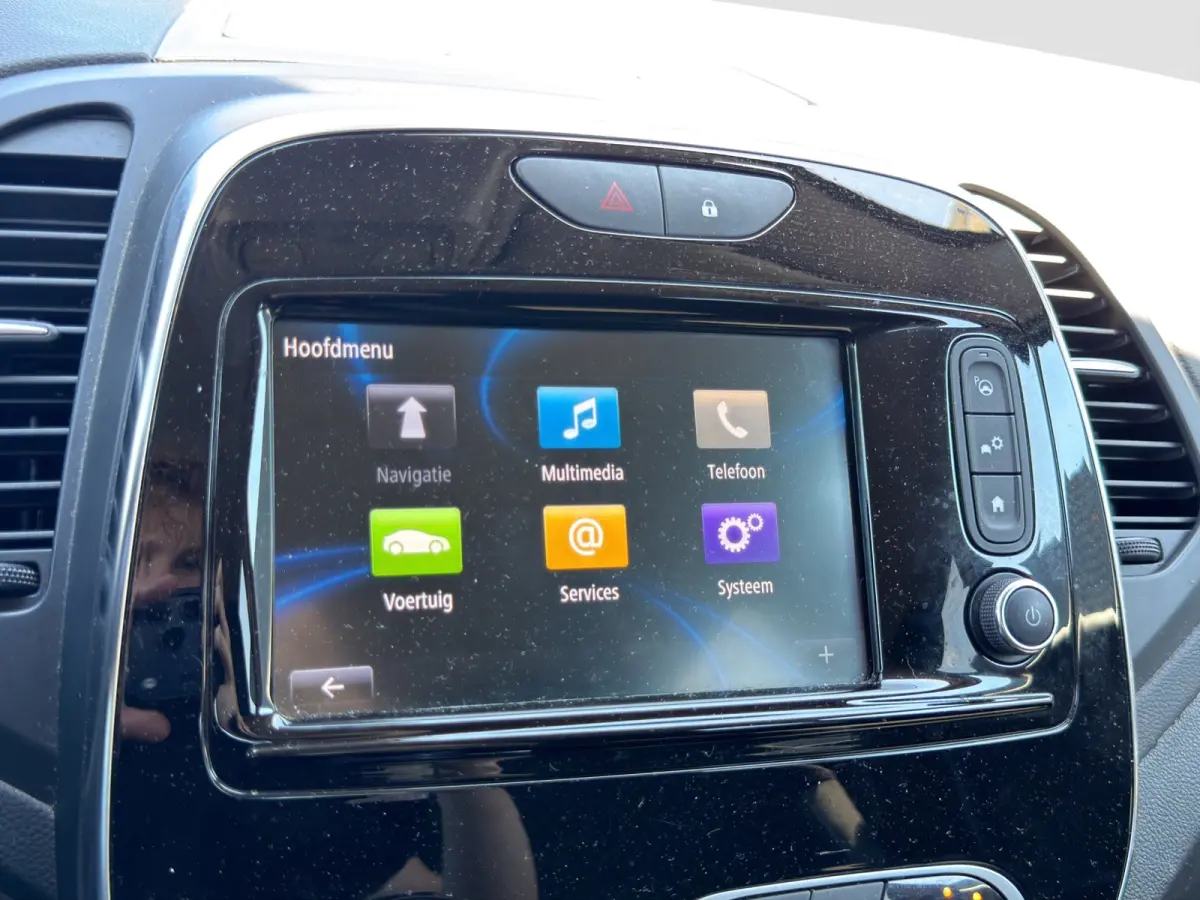 0.9 TCe Intens Trekhaak | LED | Camera | Parkeersensoren | Full map navigatie | Carplay/android auto |