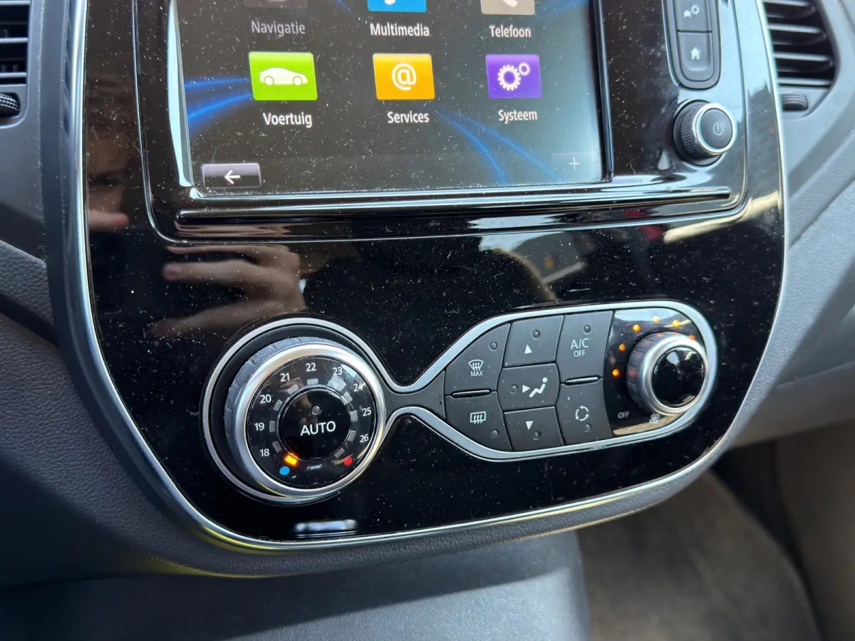 0.9 TCe Intens Trekhaak | LED | Camera | Parkeersensoren | Full map navigatie | Carplay/android auto |