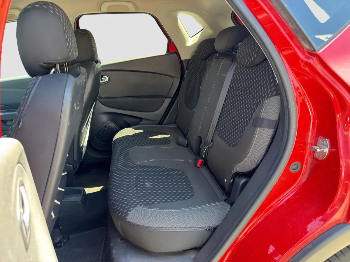 0.9 TCe Intens Trekhaak | LED | Camera | Parkeersensoren | Full map navigatie | Carplay/android auto |