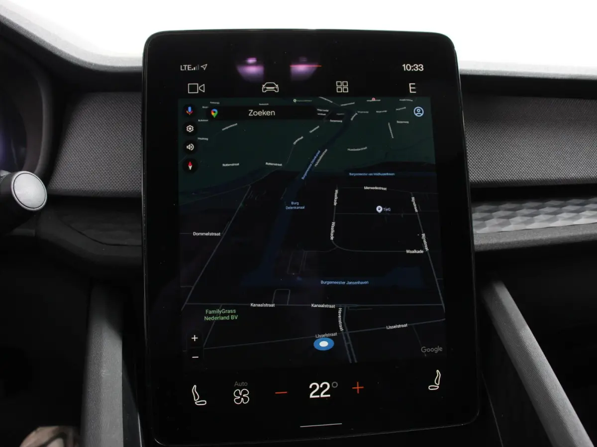 Standard Range Single Motor 69 kWh DEMO ! 360* Camera Dab Led Verwarmde voorstoelen Navigatie Apple Carplay/Android Auto Climate Control Parkeer sensoren Panoramadak Keyless Stuurverwarming