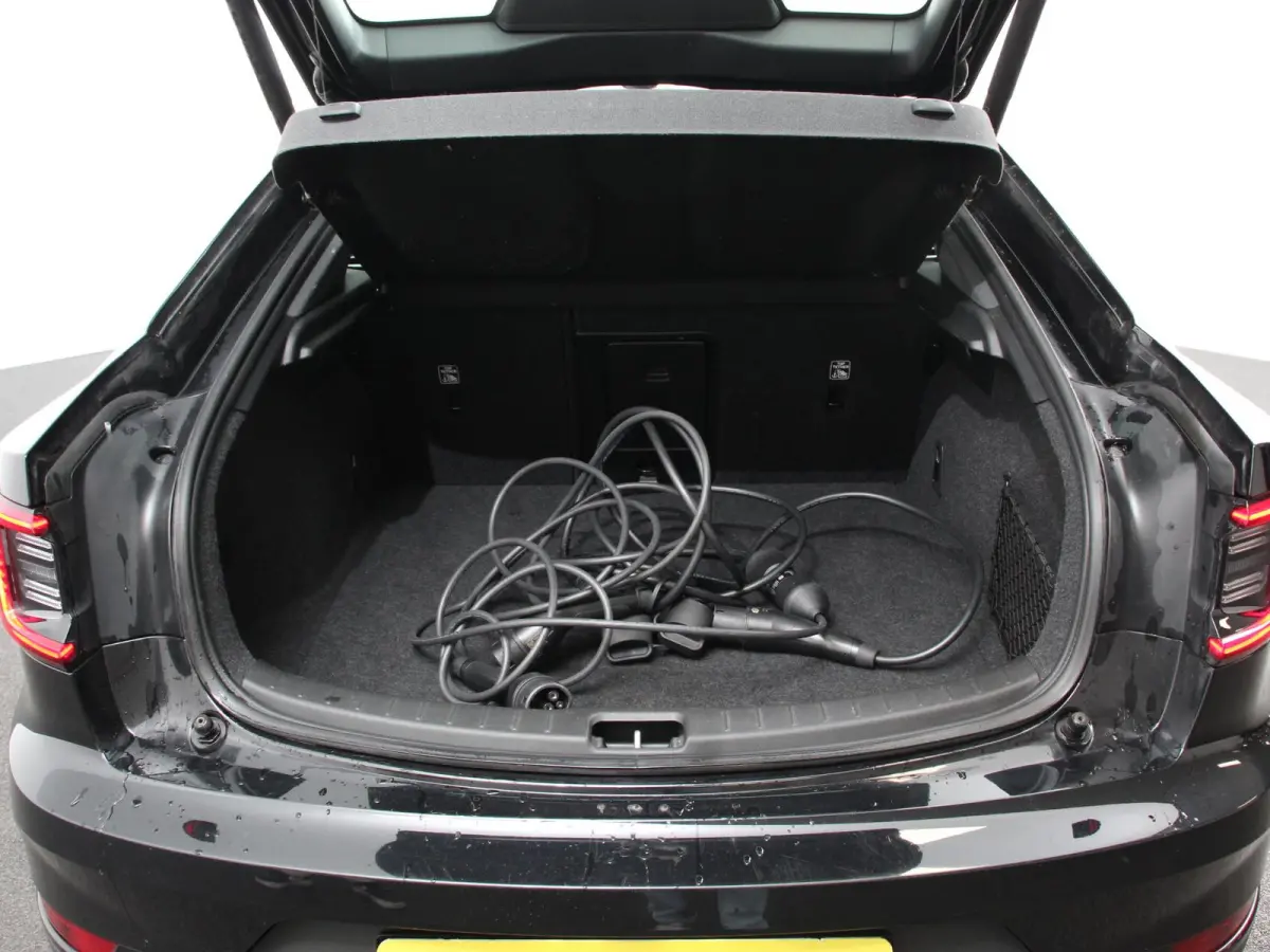 Standard Range Single Motor 69 kWh DEMO ! 360* Camera Dab Led Verwarmde voorstoelen Navigatie Apple Carplay/Android Auto Climate Control Parkeer sensoren Panoramadak Keyless Stuurverwarming