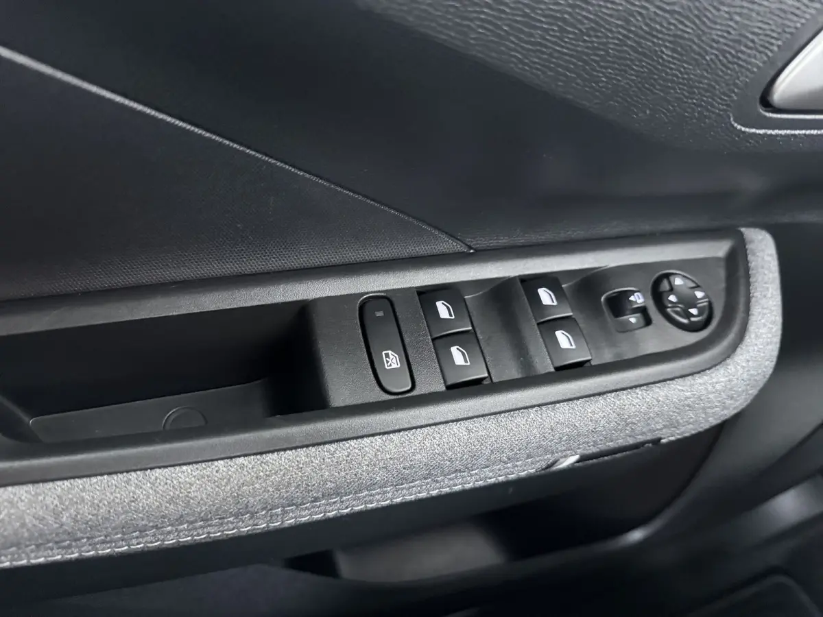 1.2 Turbo Hybrid GS 7p. | Achteruitrijcamera | Apple Carplay/Android Auto|telefoonintegratie premium | Draadloze telefoonlader