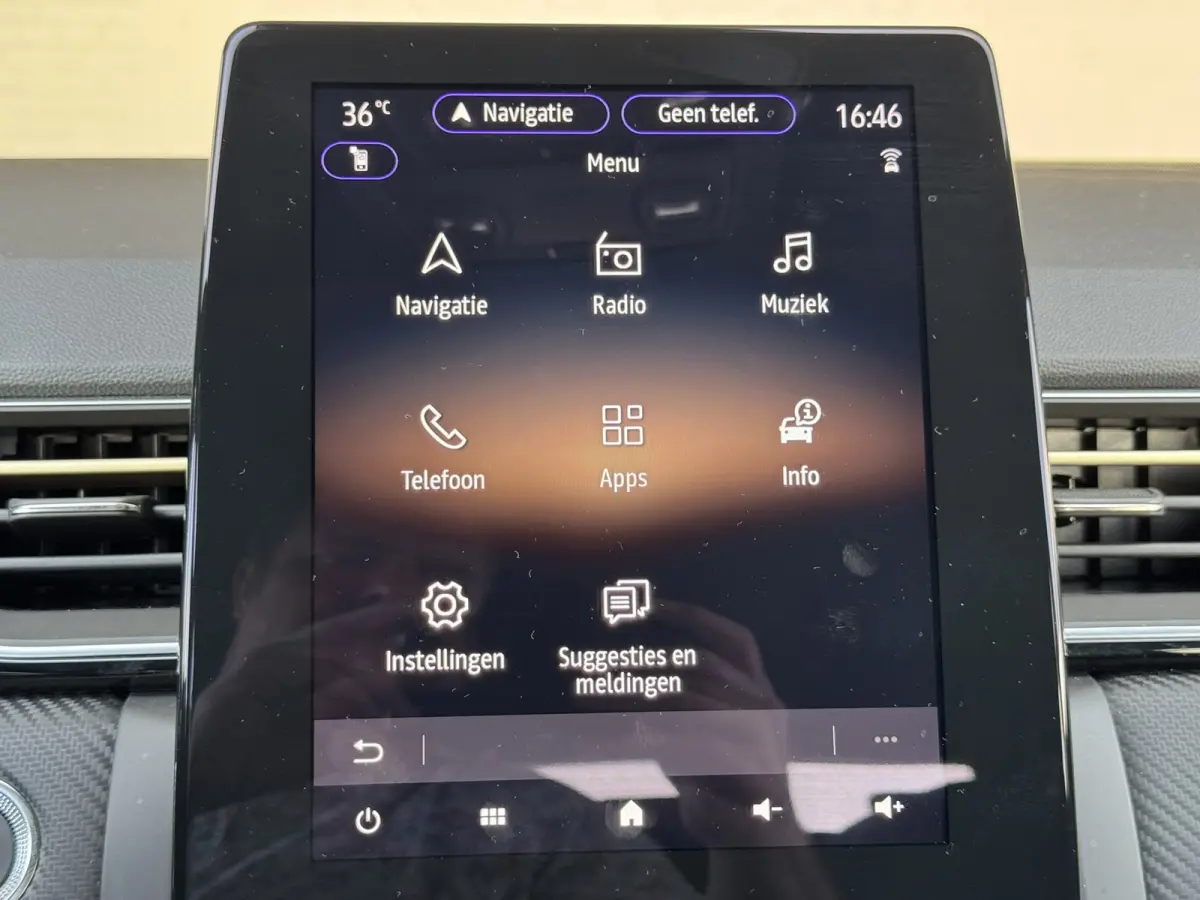 1.6 E-Tech Hybrid 145 E-tech Engineered Camera Navi Carplay Stoel/Stuurverw