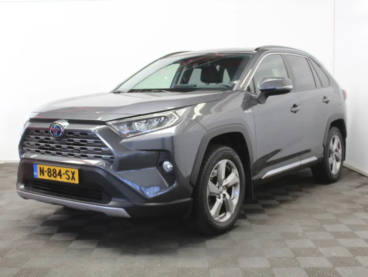2.5 Hybrid Dynamic CLIMATE | ADAPCRUISE | NAVI | CARPLAY | DAB | LED | CAMERA | ELECAKLEP | LMV18