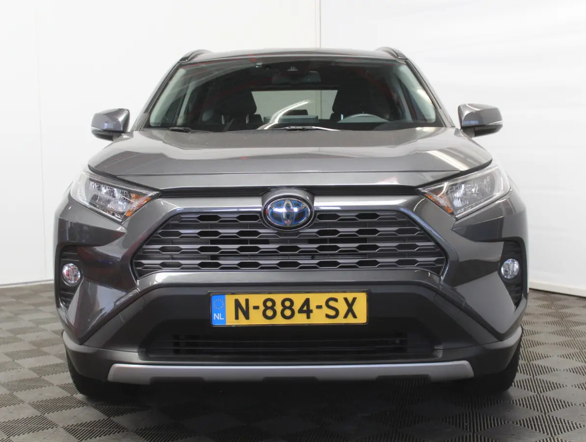 2.5 Hybrid Dynamic CLIMATE | ADAPCRUISE | NAVI | CARPLAY | DAB | LED | CAMERA | ELECAKLEP | LMV18