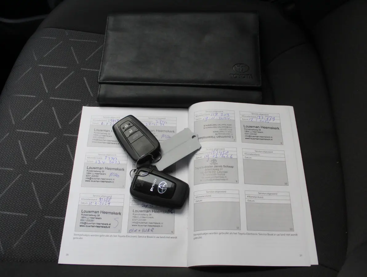 2.5 Hybrid Dynamic CLIMATE | ADAPCRUISE | NAVI | CARPLAY | DAB | LED | CAMERA | ELECAKLEP | LMV18