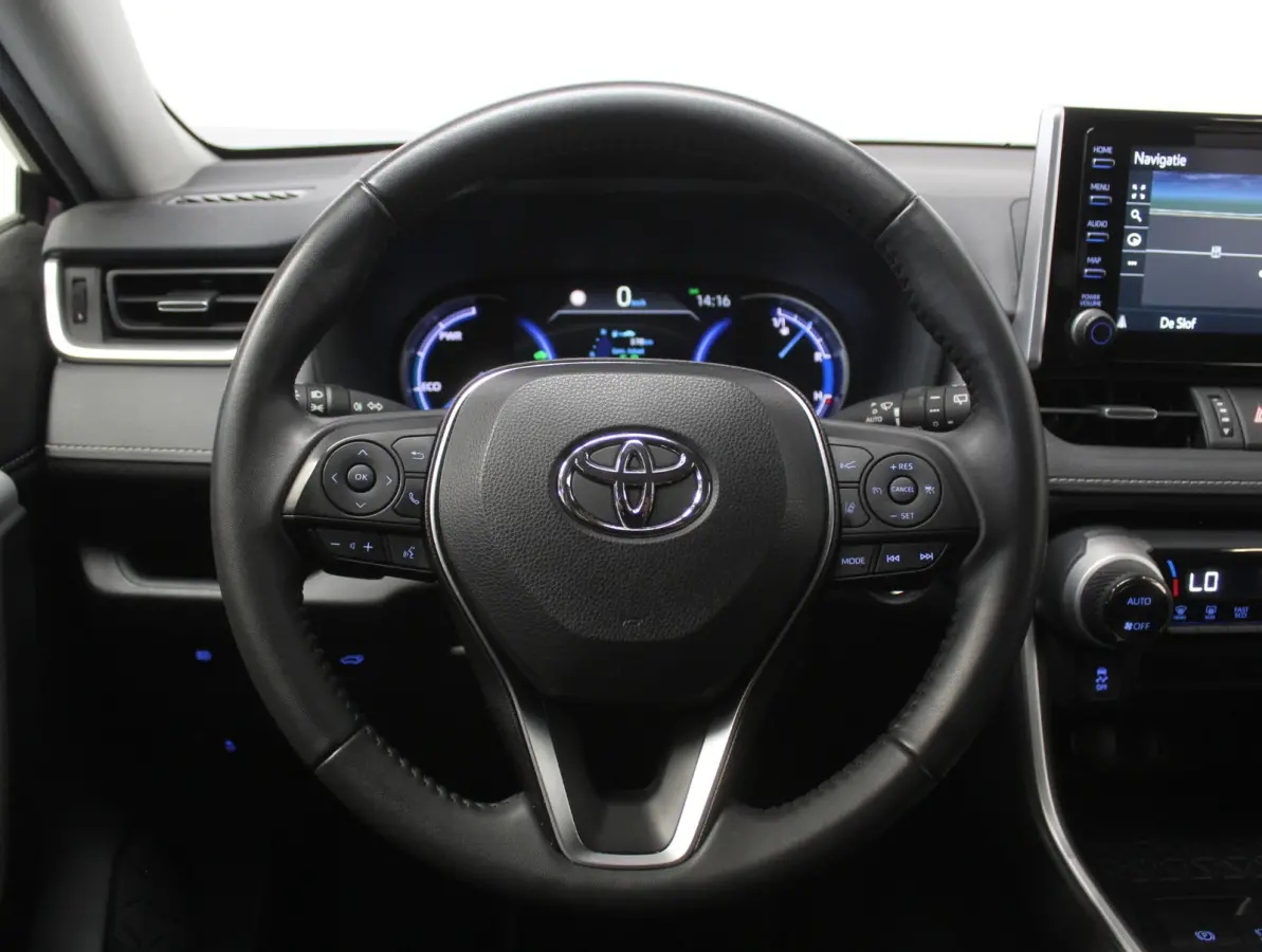 2.5 Hybrid Dynamic CLIMATE | ADAPCRUISE | NAVI | CARPLAY | DAB | LED | CAMERA | ELECAKLEP | LMV18