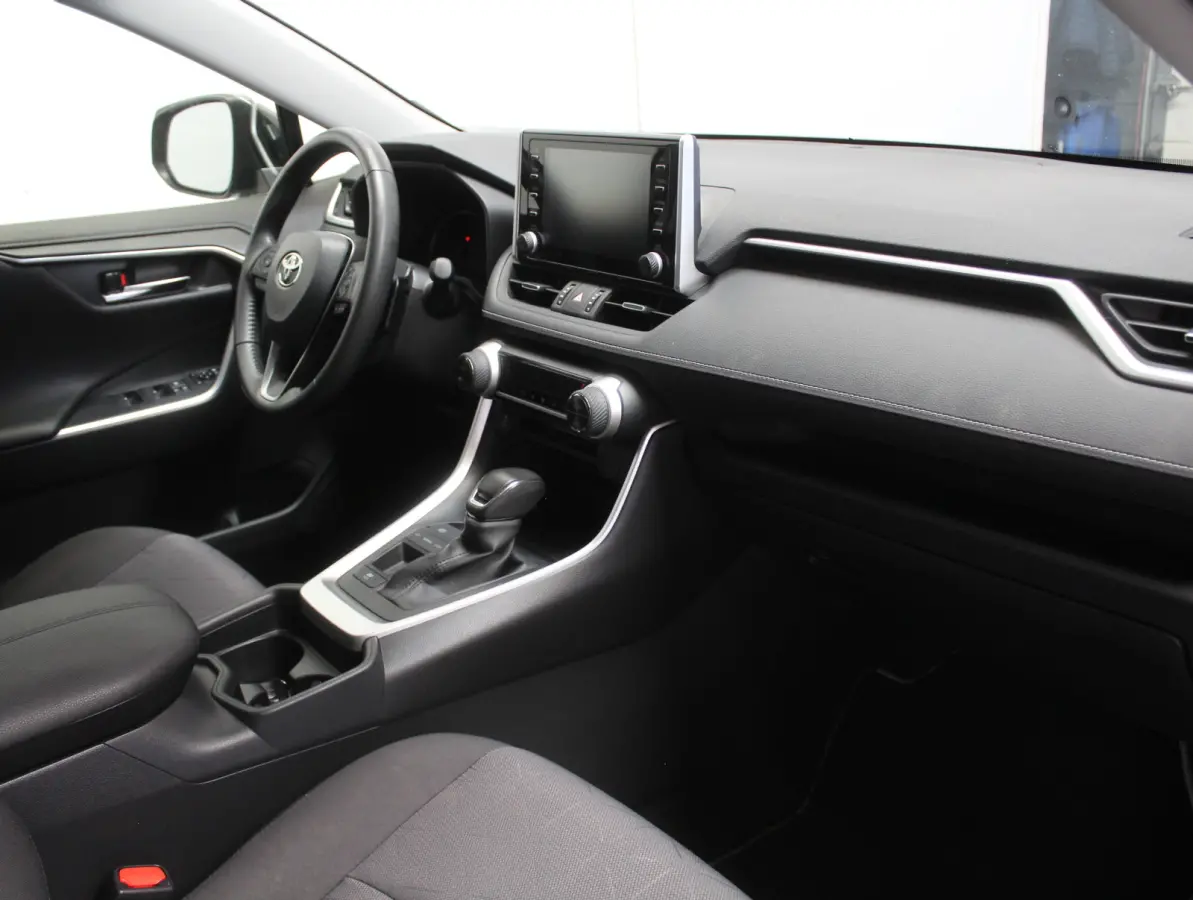 2.5 Hybrid Dynamic CLIMATE | ADAPCRUISE | NAVI | CARPLAY | DAB | LED | CAMERA | ELECAKLEP | LMV18