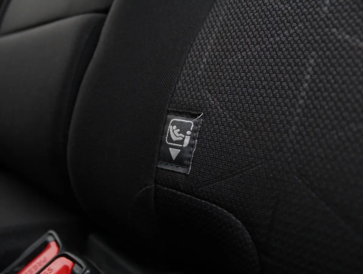 2.5 Hybrid Dynamic CLIMATE | ADAPCRUISE | NAVI | CARPLAY | DAB | LED | CAMERA | ELECAKLEP | LMV18