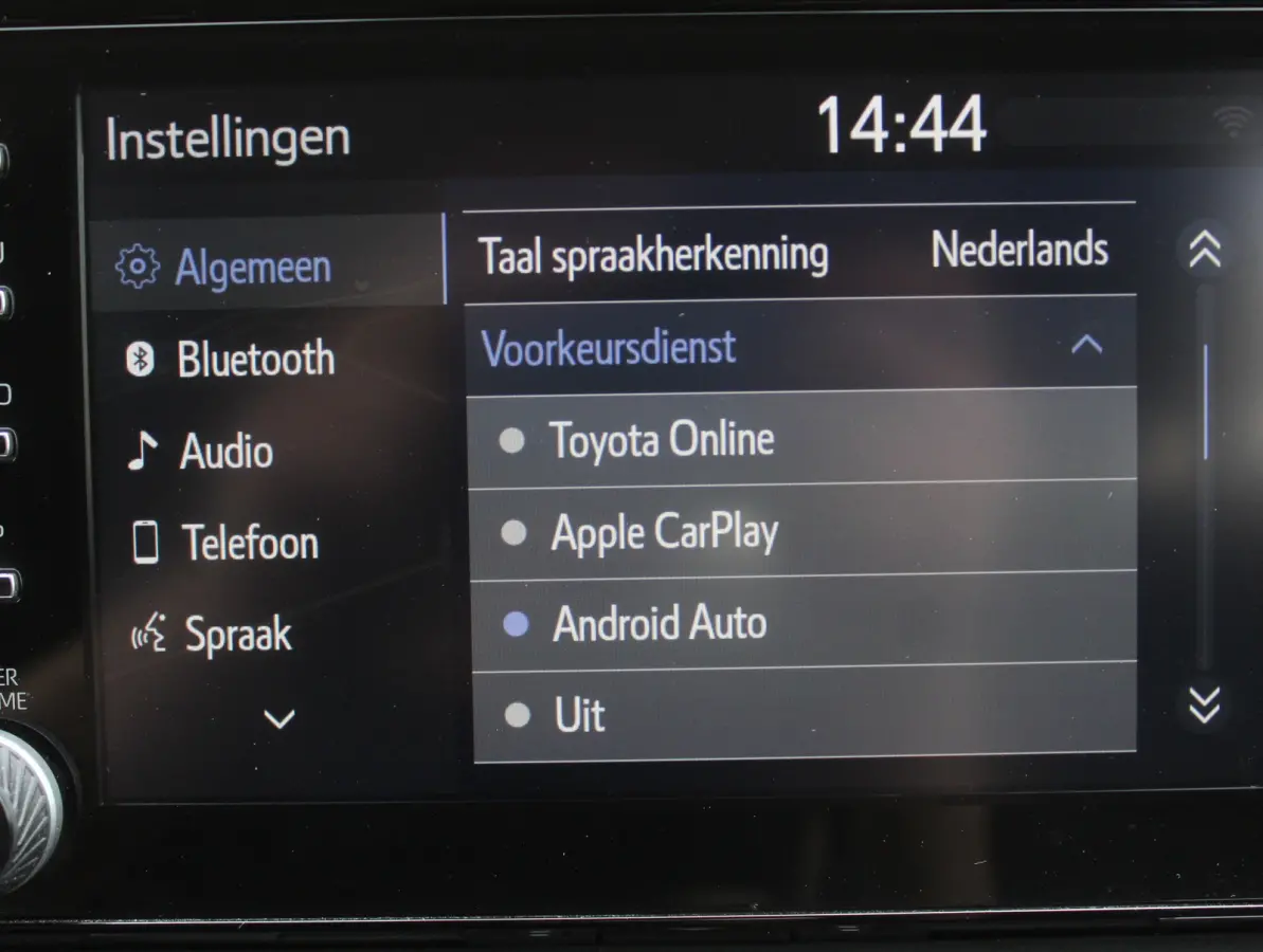 2.5 Hybrid Dynamic CLIMATE | ADAPCRUISE | NAVI | CARPLAY | DAB | LED | CAMERA | ELECAKLEP | LMV18