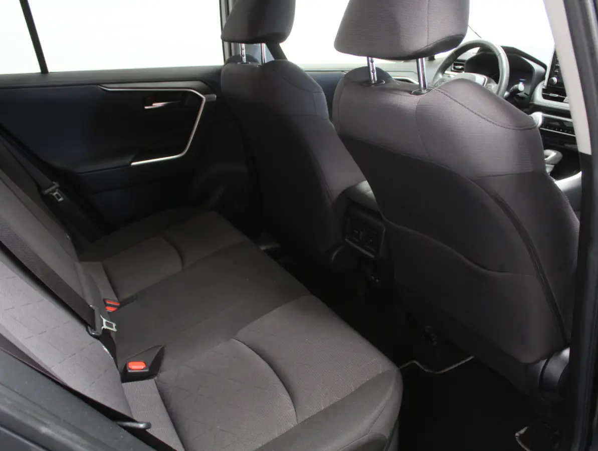 2.5 Hybrid Dynamic CLIMATE | ADAPCRUISE | NAVI | CARPLAY | DAB | LED | CAMERA | ELECAKLEP | LMV18