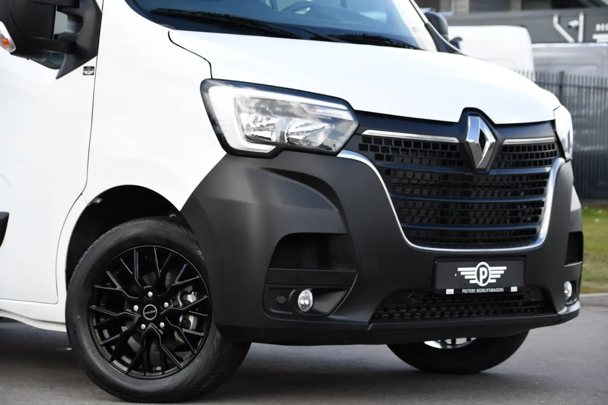 T35 2.3 dCi 180 L2H2 DC PB Edition Camera, Cruise, Carplay, LED, 2 x Schuifdeur, Multimedia, 180pk, 6 zitplaatsen, Uniek!