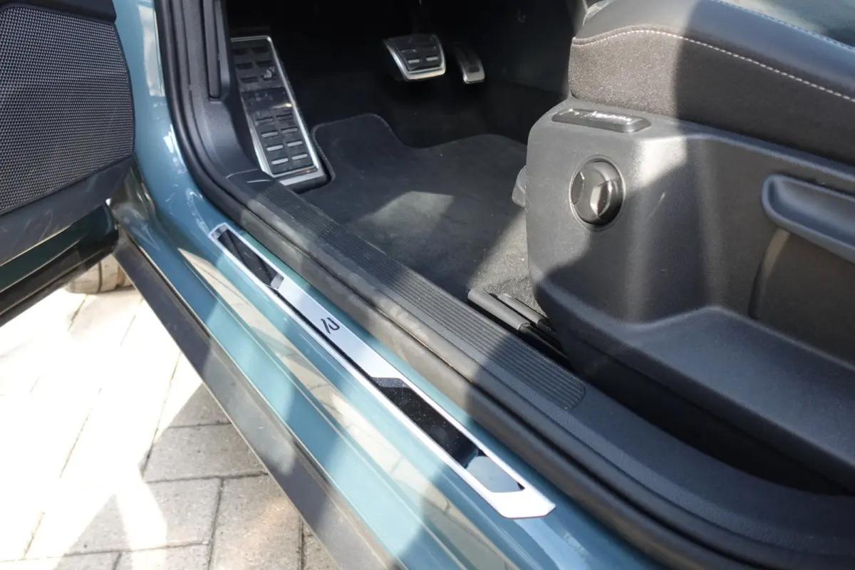 1.5 TSI R-Line Edition CAM PDC ACC