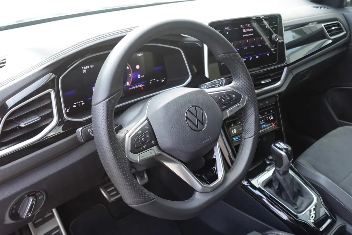 1.5 TSI R-Line Edition CAM PDC ACC