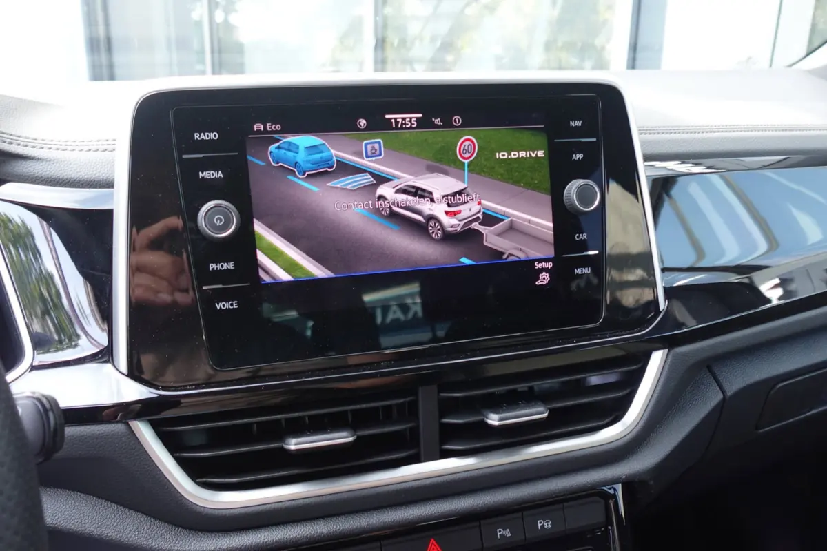1.5 TSI R-Line Edition CAM PDC ACC