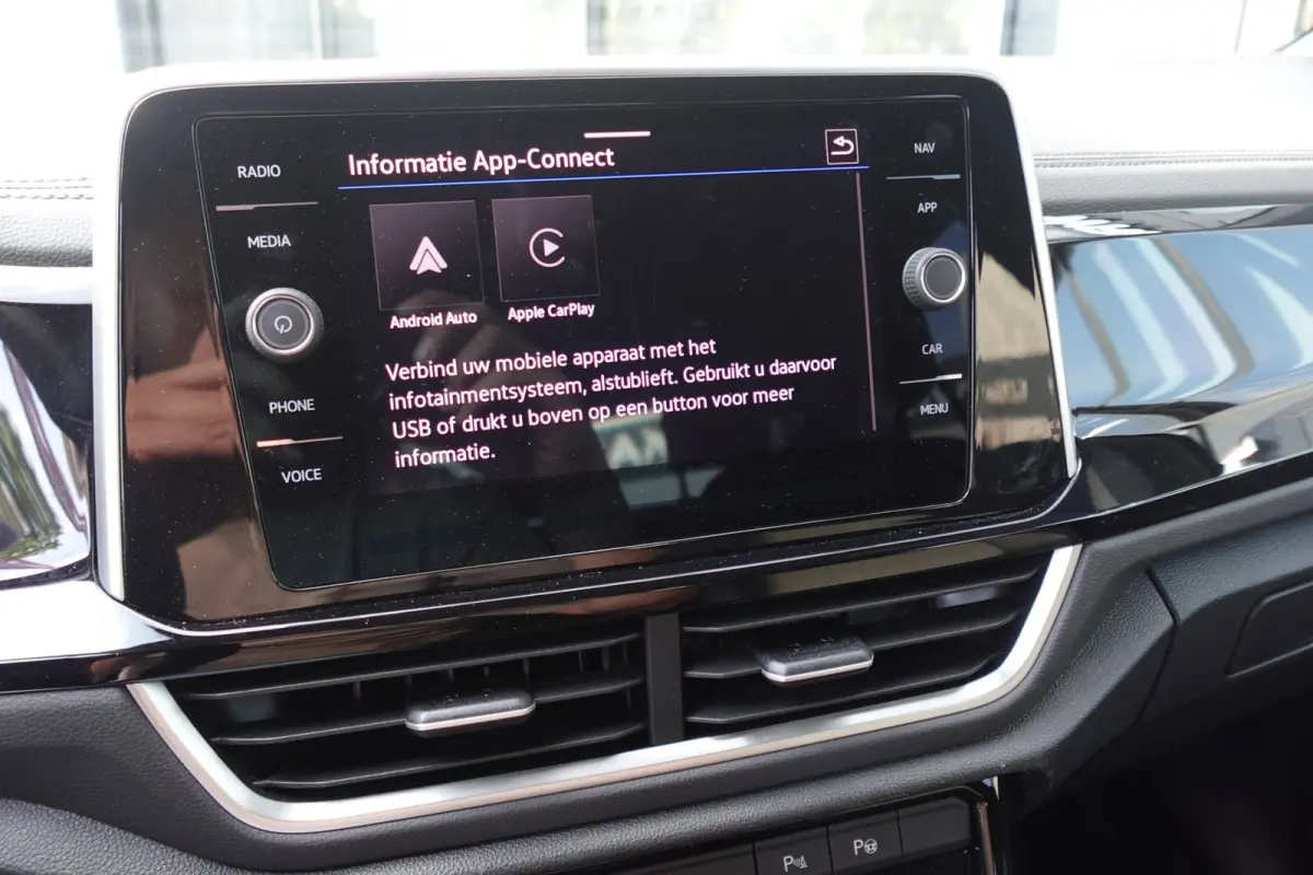 1.5 TSI R-Line Edition CAM PDC ACC