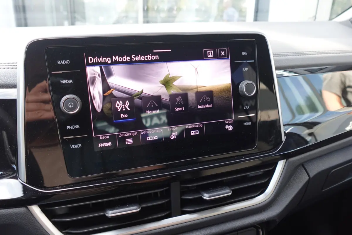 1.5 TSI R-Line Edition CAM PDC ACC