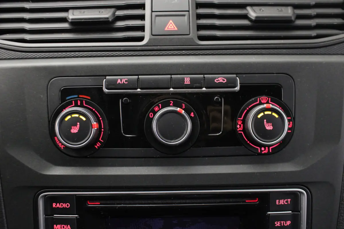 2.0 TDI L1H1 Highline |DSG|Stoelverwarming|
