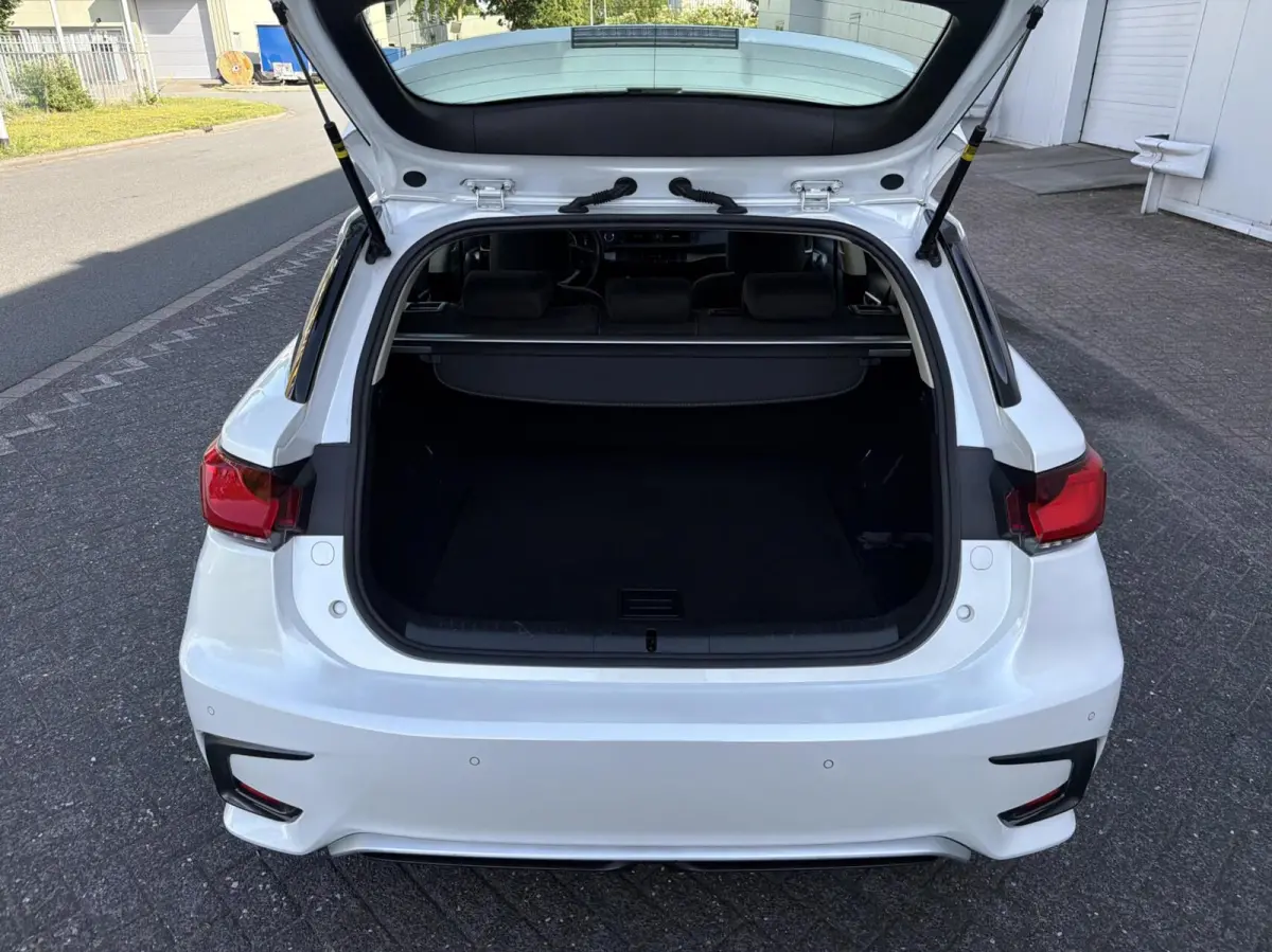 200h Sport Edition - FACELIFT/ACC/NAVI/LED/NAP