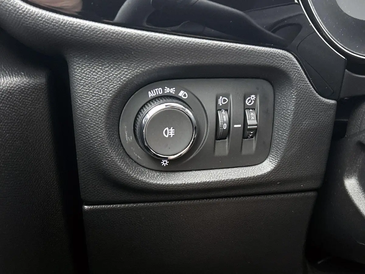1.2 145pk Hybrid GS Automaat | Navigatie | Climate Control | Cruise Control | Camera | 16"LMV | Dodehoekdetectie | Keyless Entry/Start | Apple Carplay/Android Auto |