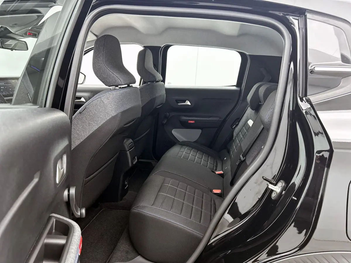 Plus 113pk Comfort Range 44 kWh | 8 JAAR GARANTIE | | Apple CarPlay/Android Auto | Camera | Comfortstoelen | Cruise Control | Climate Control |