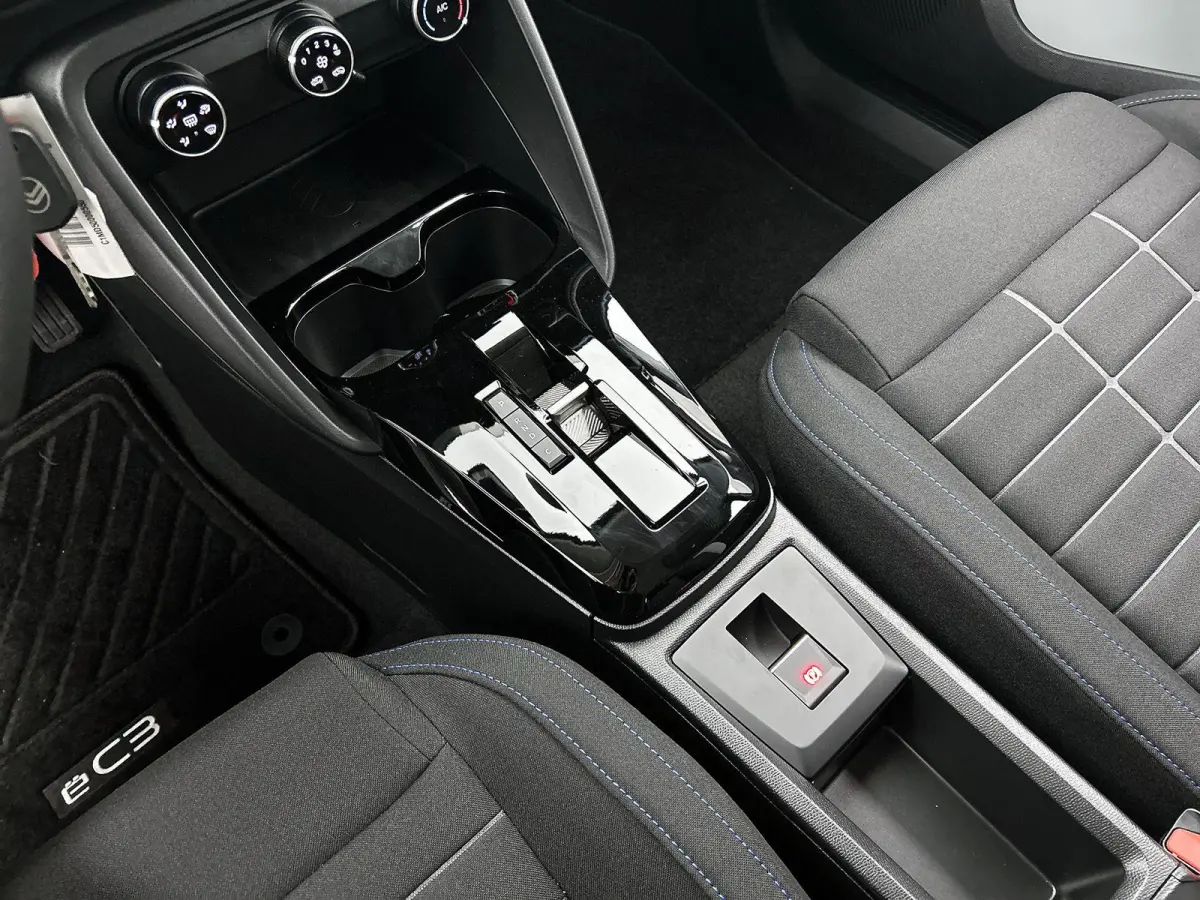 Plus 113pk Comfort Range 44 kWh | 8 JAAR GARANTIE | | Apple CarPlay/Android Auto | Camera | Comfortstoelen | Cruise Control | Climate Control |