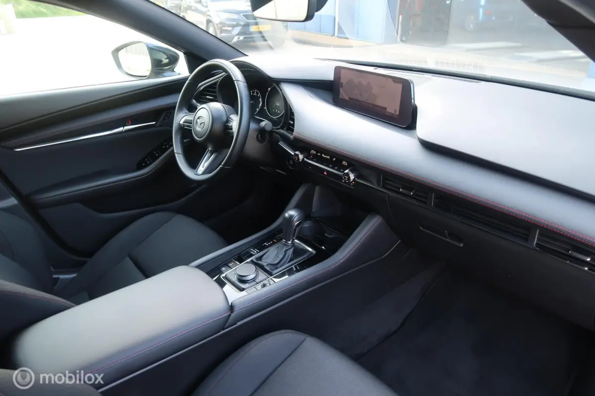2.5 e-SkyActiv-G M Hybrid 140 Nagisa