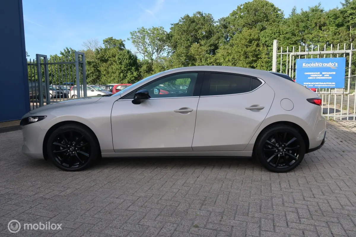 2.5 e-SkyActiv-G M Hybrid 140 Nagisa