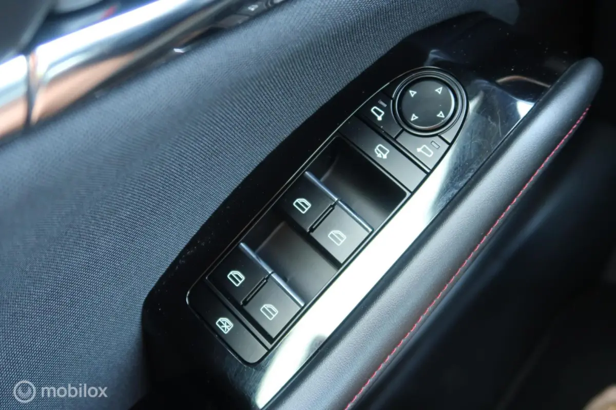 2.5 e-SkyActiv-G M Hybrid 140 Nagisa