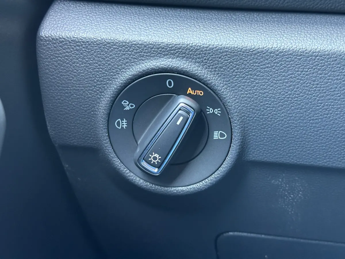 1.5 TSI 150pk DSG R-Line | Camera | Keyless | Elek. Achterklep | Dode hoek | Rijklaar incl. 1 jaar Bovag garantie
