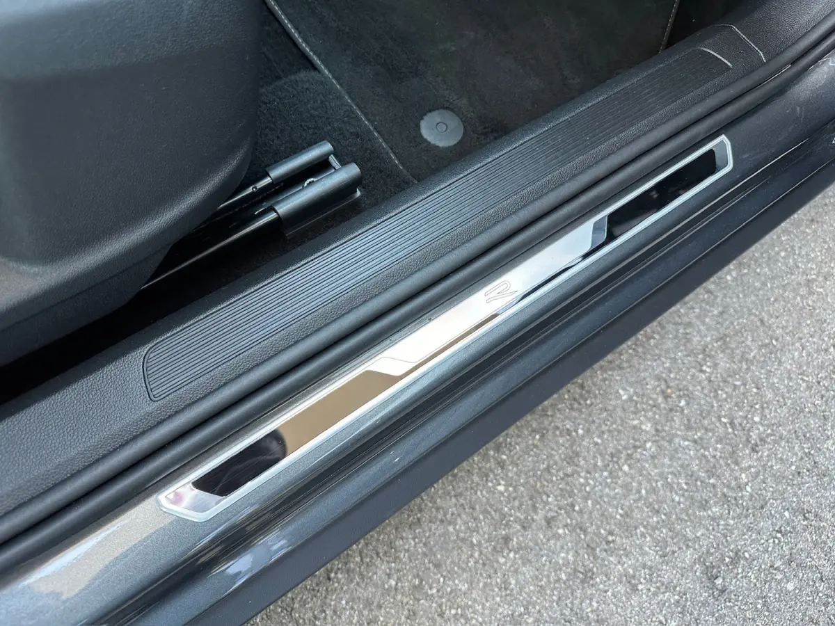1.5 TSI 150pk DSG R-Line | Camera | Keyless | Elek. Achterklep | Dode hoek | Rijklaar incl. 1 jaar Bovag garantie