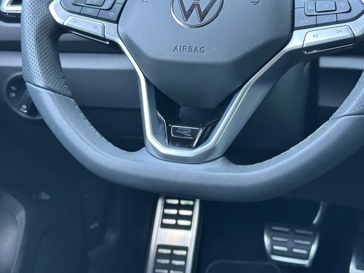 1.5 TSI 150pk DSG R-Line | Camera | Keyless | Elek. Achterklep | Dode hoek | Rijklaar incl. 1 jaar Bovag garantie