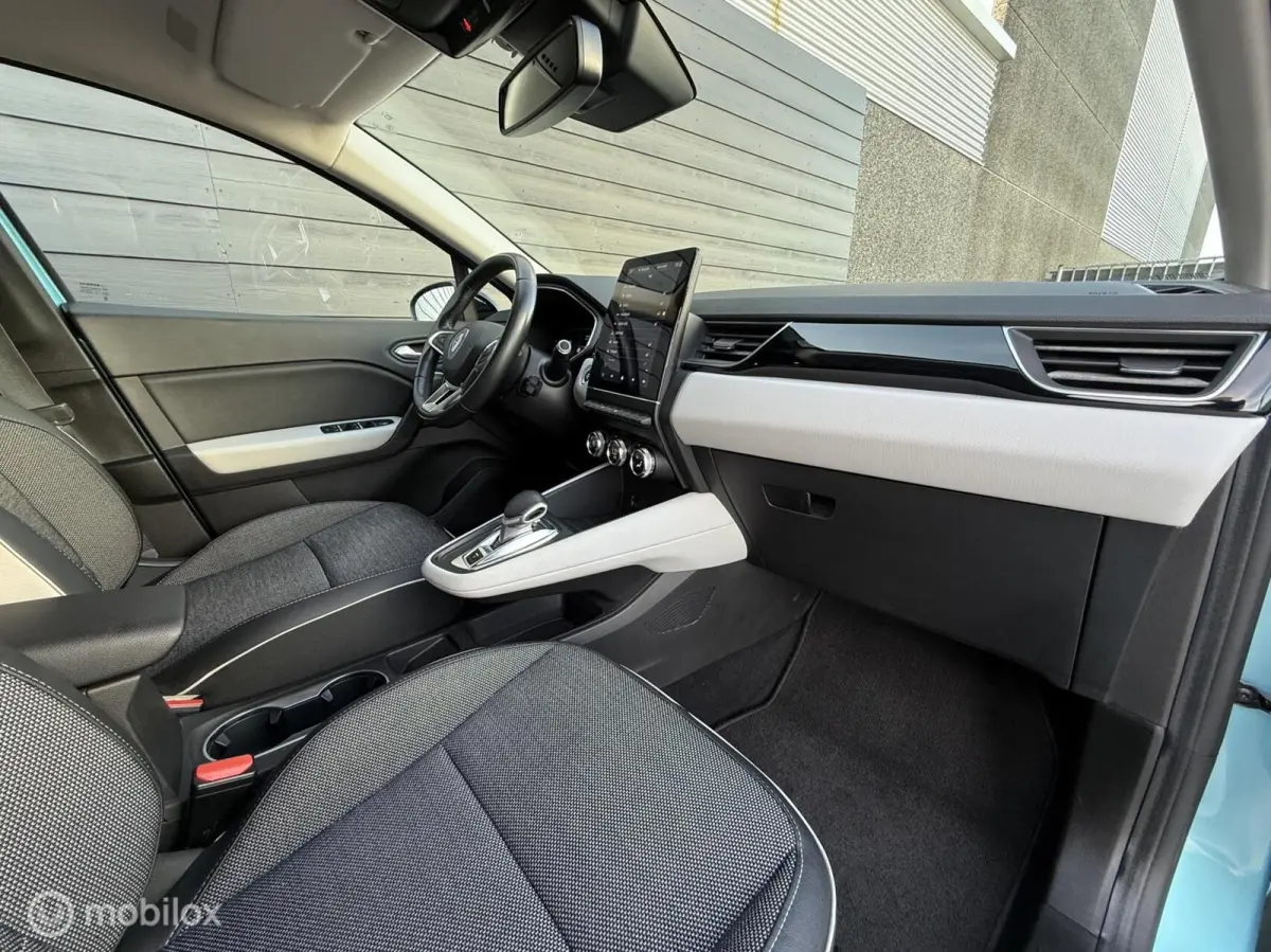 1.6 E-Tech Plug-in Hybrid 160 Intens Navi+/LED