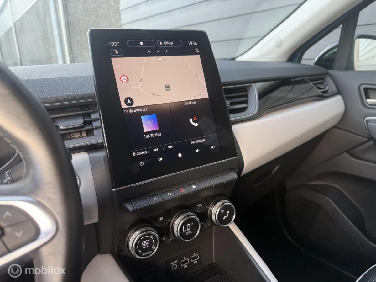 1.6 E-Tech Plug-in Hybrid 160 Intens Navi+/LED
