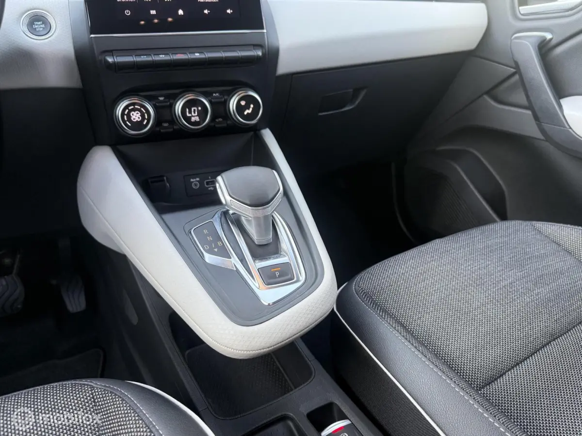1.6 E-Tech Plug-in Hybrid 160 Intens Navi+/LED