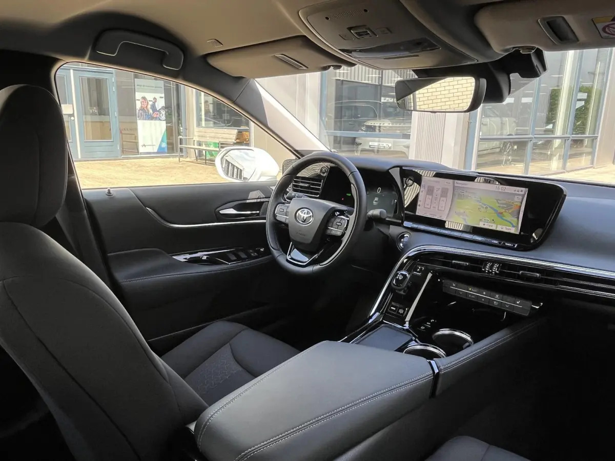 Dynamic | Nieuwe auto! | /Adapt.Cruise/Clima/Camera/Elektr.Stoelverst./Stoelverw.