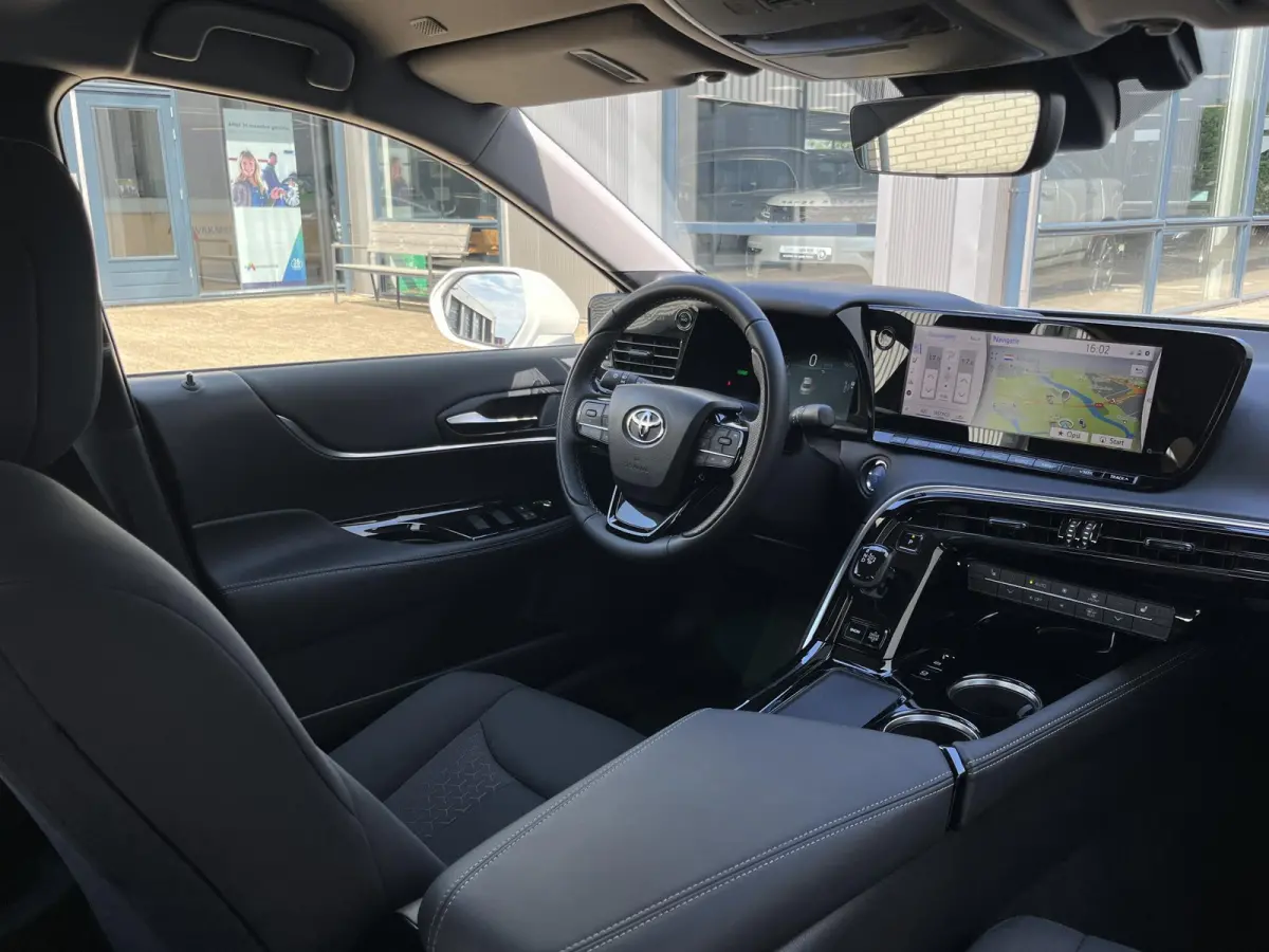 Dynamic | Nieuwe auto! | /Adapt.Cruise/Clima/Camera/Elektr.Stoelverst./Stoelverw.