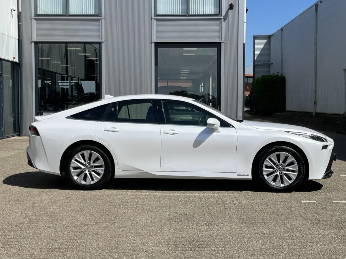 Dynamic | Nieuwe auto! | /Adapt.Cruise/Clima/Camera/Elektr.Stoelverst./Stoelverw.