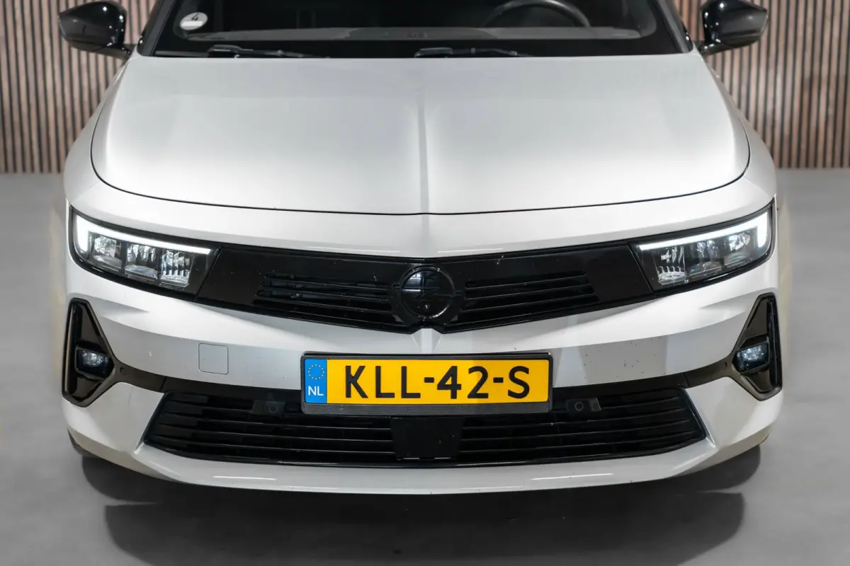 1.2 GS Line Automaat LED NAVI 360 CAMERA