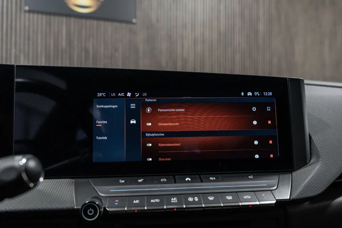 1.2 GS Line Automaat LED NAVI 360 CAMERA