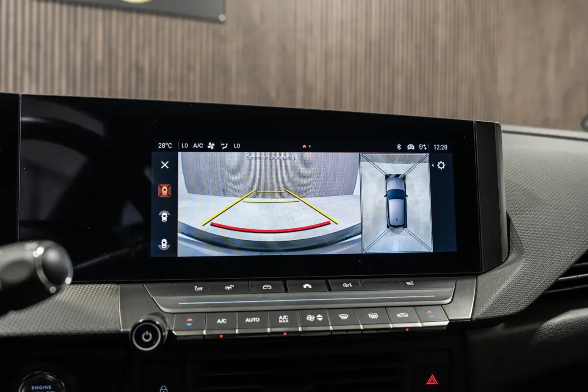 1.2 GS Line Automaat LED NAVI 360 CAMERA