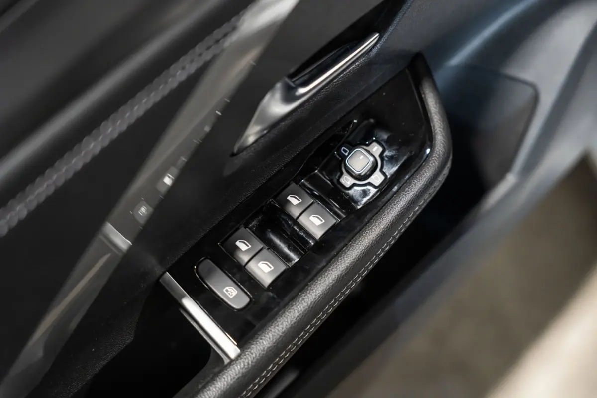 1.2 GS Line Automaat LED NAVI 360 CAMERA