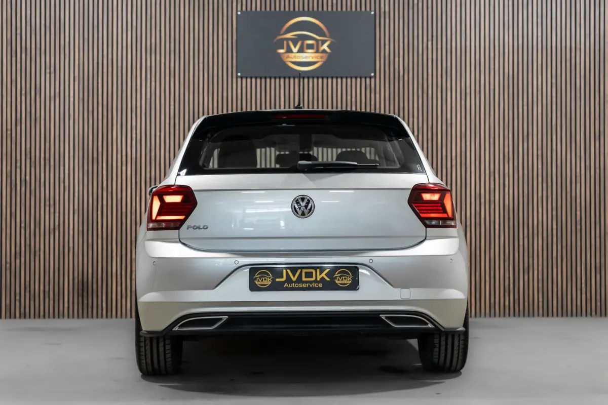 1.0 TSI R-line DSG NAVI CAMERA CRUISE