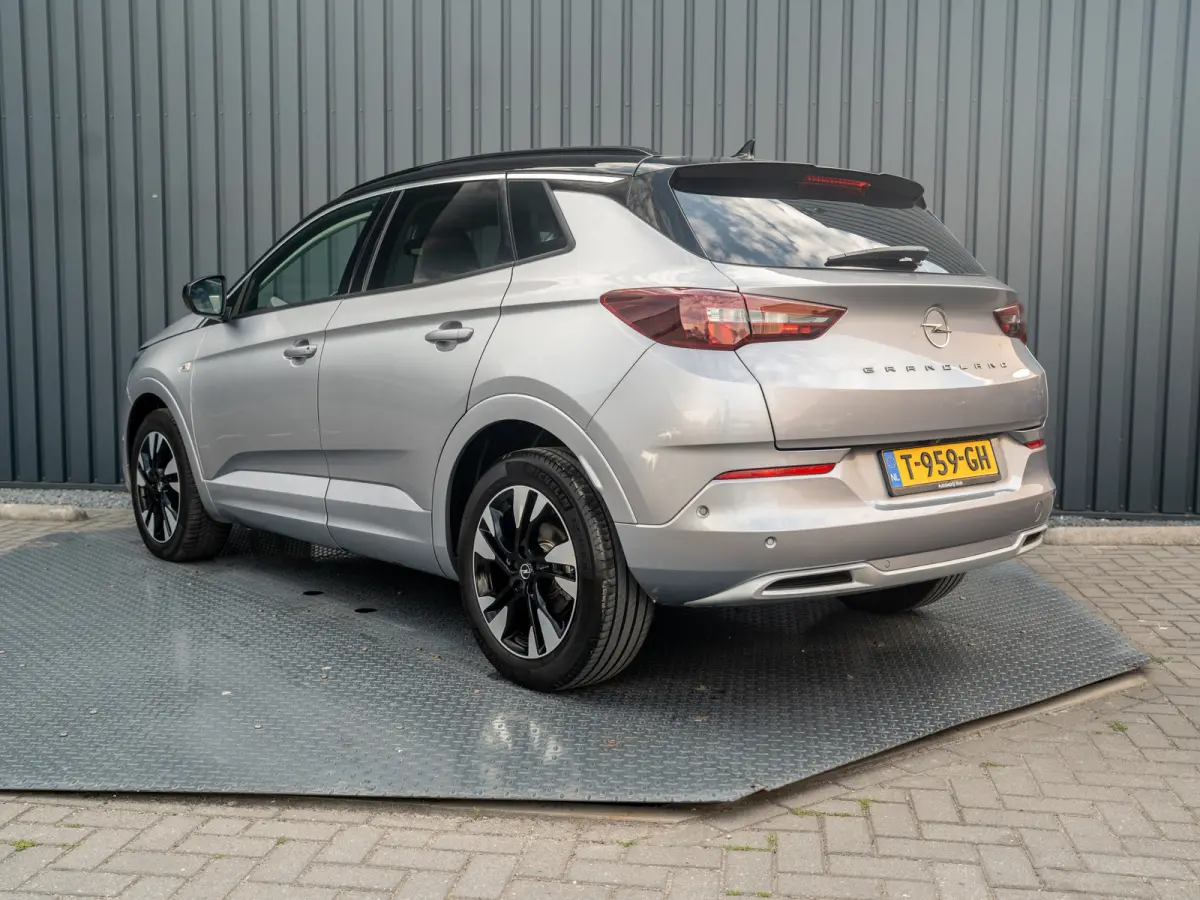 1.2 Turbo GS Line | Keyless | Adapt. Cr. | Matrix Led | Prijs Rijklaar!!