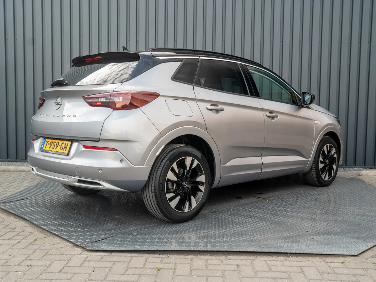 1.2 Turbo GS Line | Keyless | Adapt. Cr. | Matrix Led | Prijs Rijklaar!!