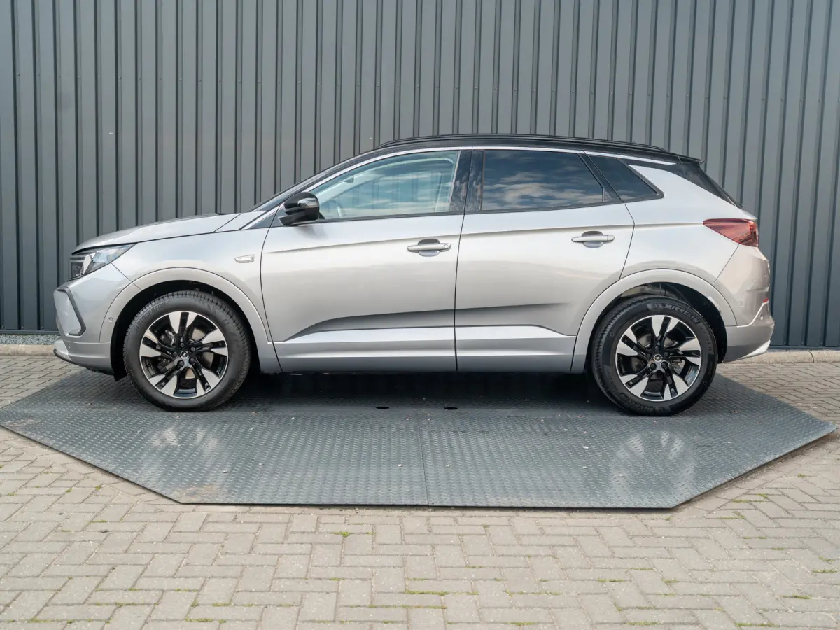 1.2 Turbo GS Line | Keyless | Adapt. Cr. | Matrix Led | Prijs Rijklaar!!