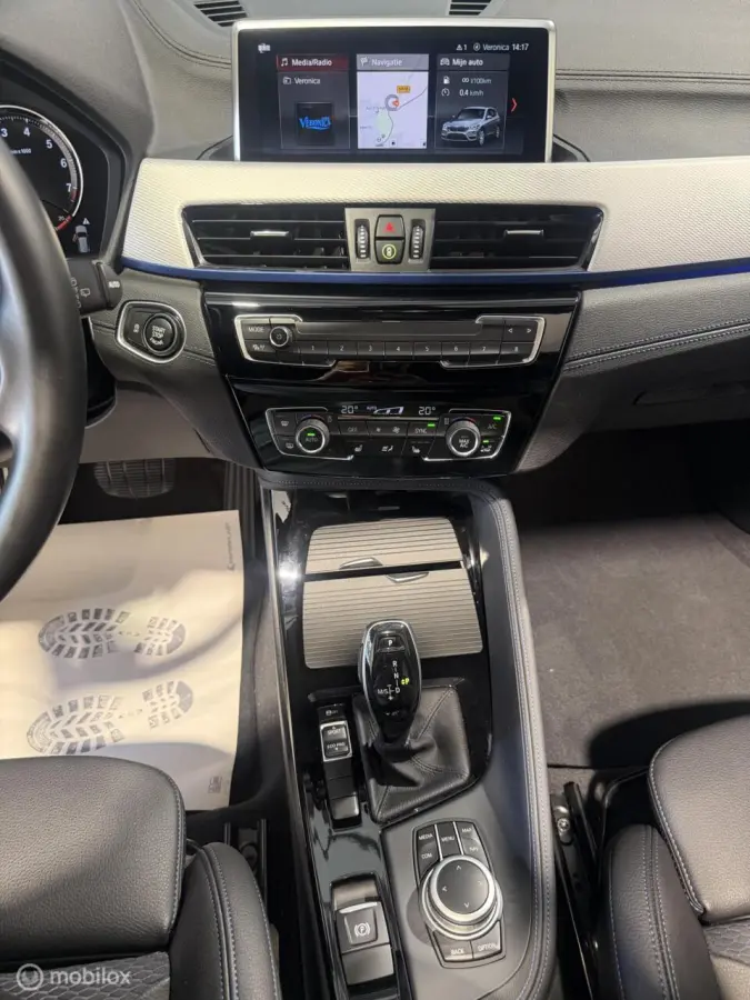 sDrive18i High Executive AUT/PANO/CRUIS/CLIMA/NAVI