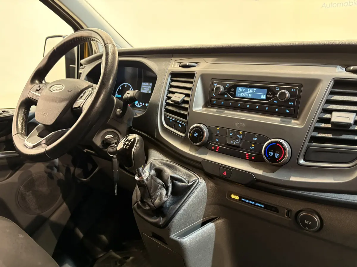 340 2.0 TDCI L2H1 Trend 130 PK / Euro 6 / Airco / Cruise Control / Trekhaak / Imperiaal / PDC