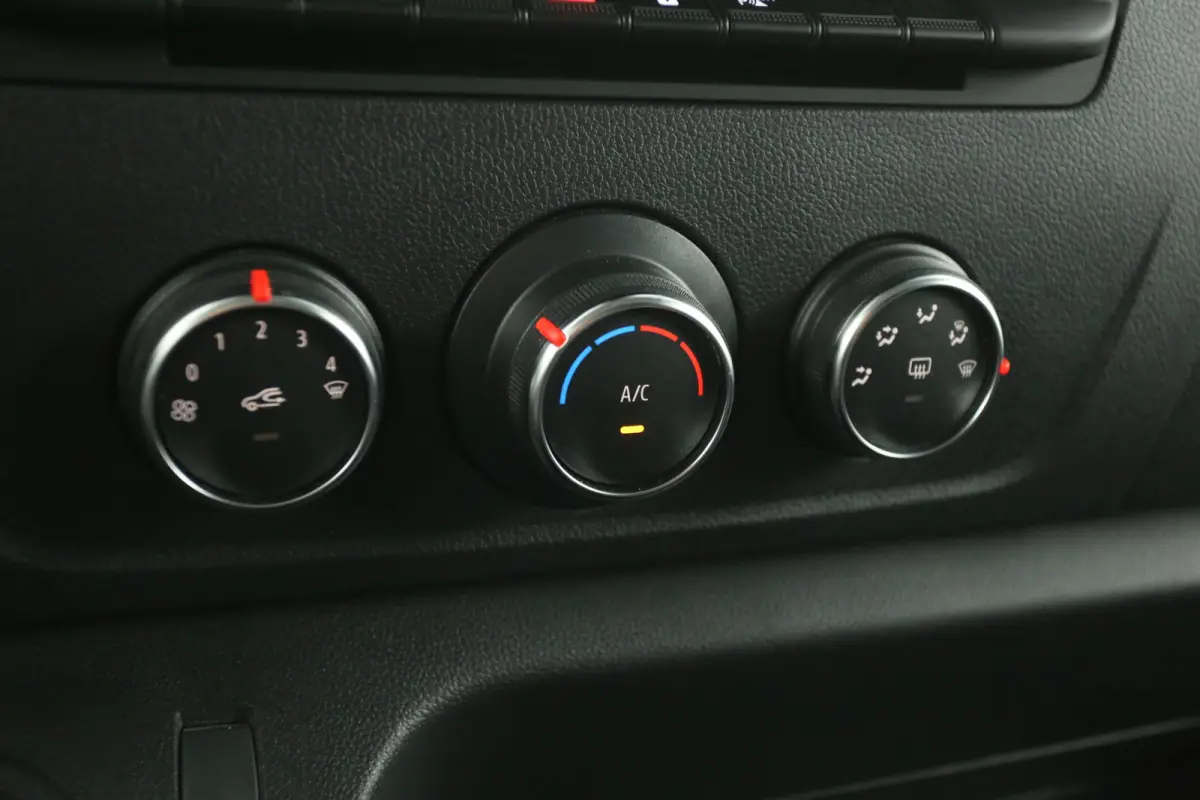 2.3 L2H2 | Airco | 3 Zits | Trekhaak | Parkeersens. | Elektrpakket