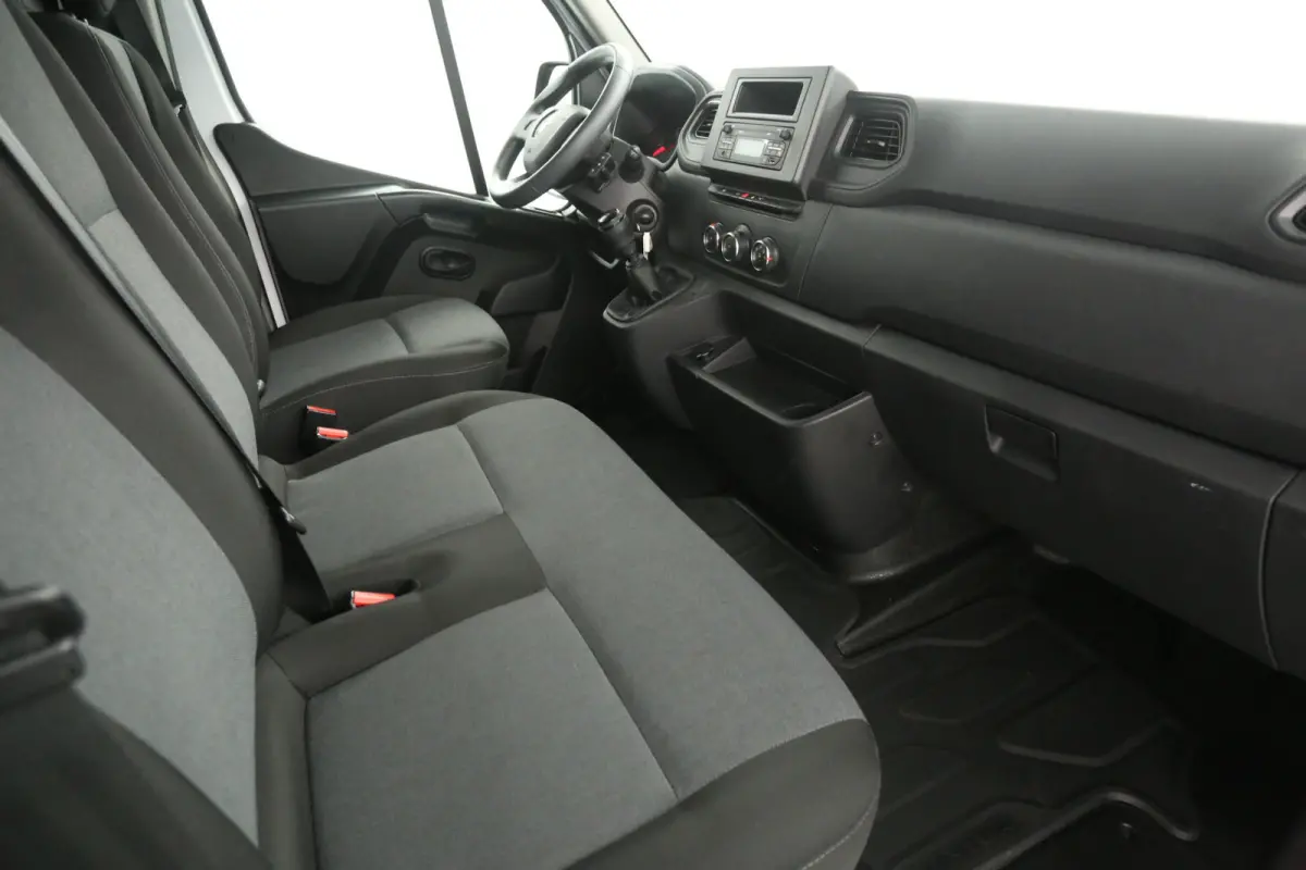2.3 L2H2 | Airco | 3 Zits | Trekhaak | Parkeersens. | Elektrpakket